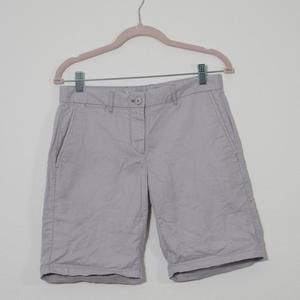 Gap Gray Khaki Shorts - Size 0 - Casual Comfort
